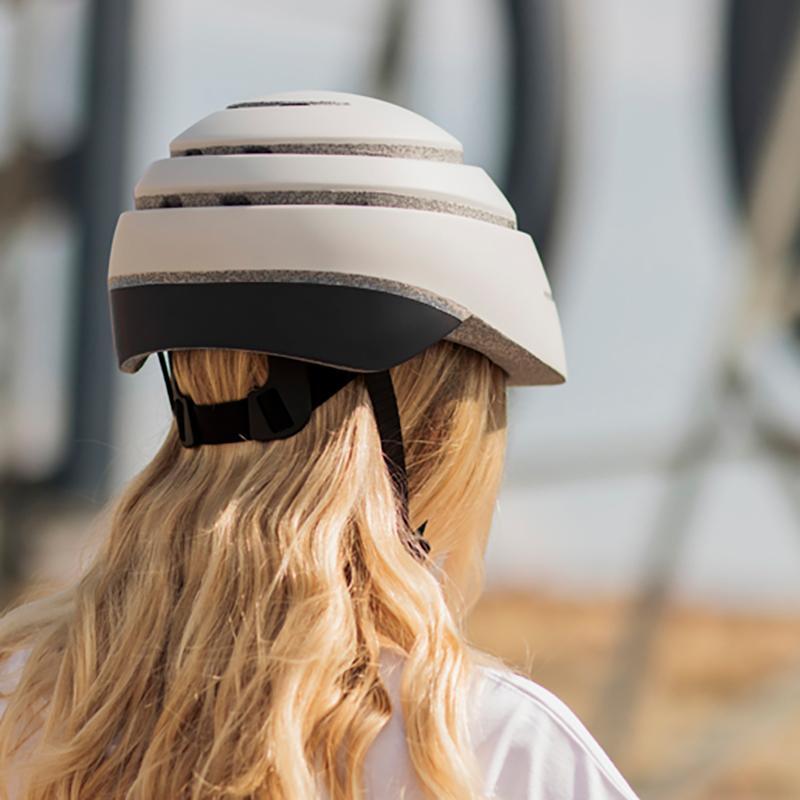 CASQUE PLIABLE CLOSCA LOOP BLANC/NOIR