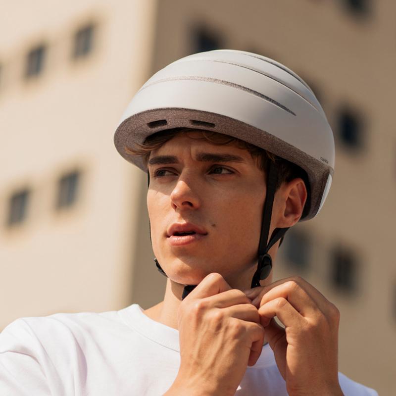 CASQUE PLIABLE CLOSCA LOOP BLANC/BLANC